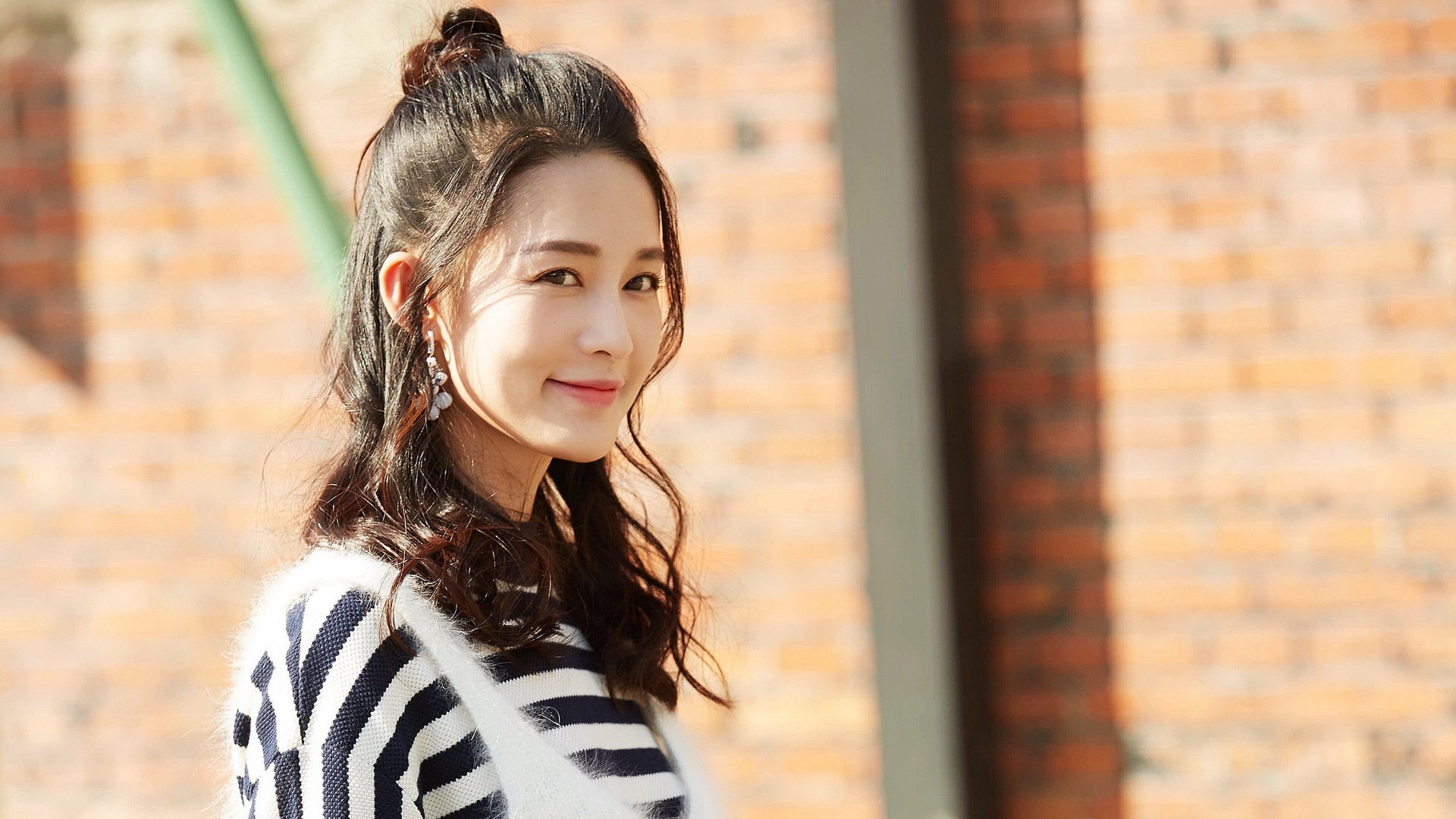 替补席火力全开谁是板凳奇兵，板凳球员和替补球员