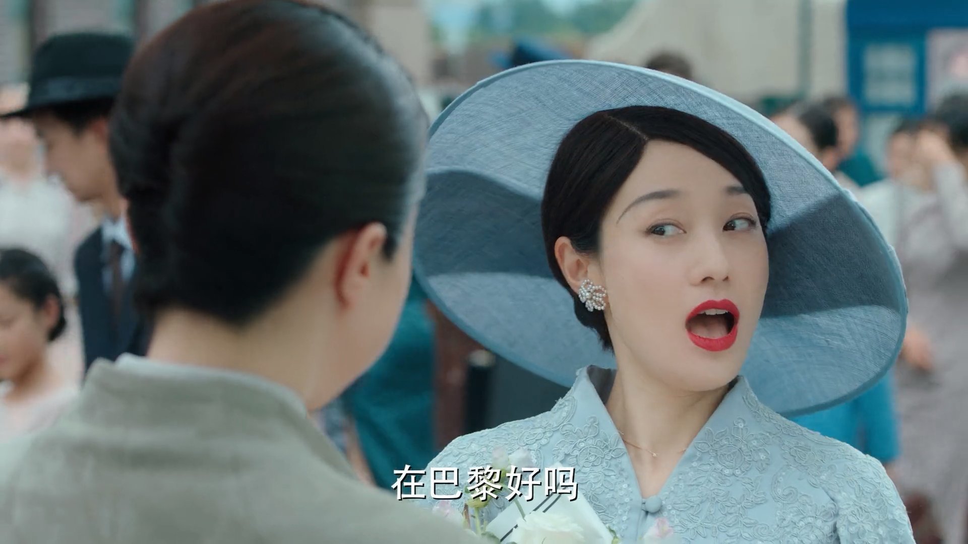 “东桃花岛赛场：缆绳滑水展现飞翔与技巧的完美结合”